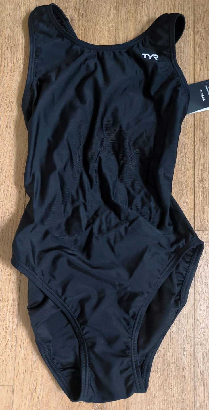 TYR Solid MaxFit-A One-Piece Swimsuit - Black