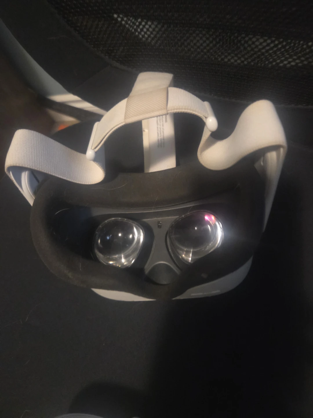 Meta Quest 2 VR Headset and Controllers - photo 4