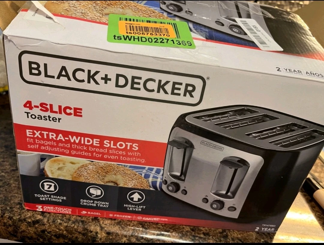 BLACK+DECKER 4-Slice Toaster