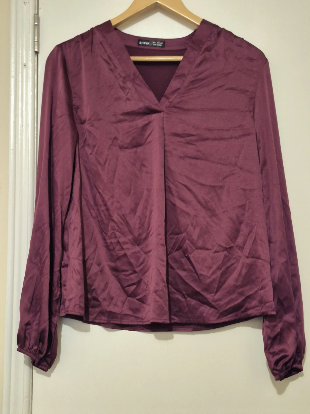 SHEIN Long Sleeve V-Neck Top Size S Burgundy