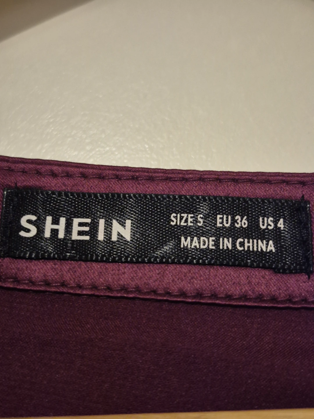 SHEIN Long Sleeve V-Neck Top Size S Burgundy - photo 2