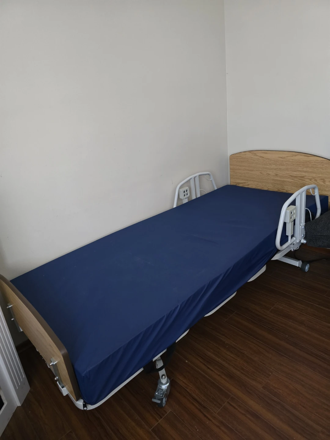 Adjustable Hospital Bed with Mattress - photo 3