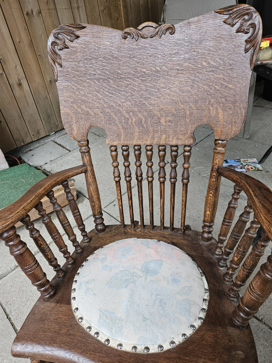 Antique Oak Spindle Back Rocking Chair - photo 2