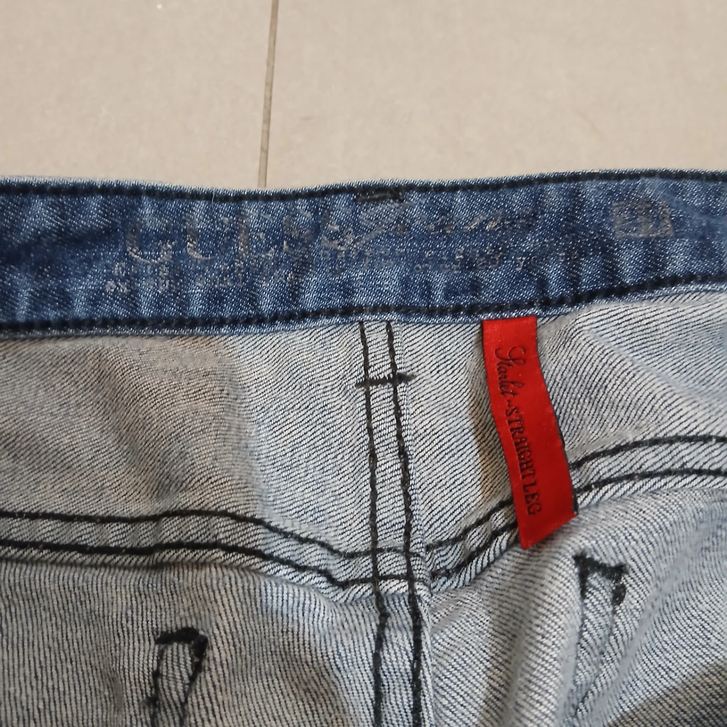 Guess Jeans Low-rise Bootcut - photo 4