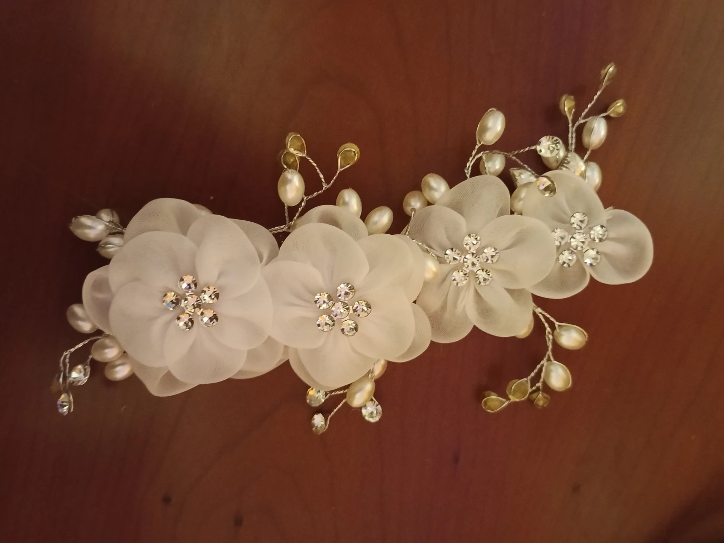 White Floral Hair Clip with Pearls and Rhinestones