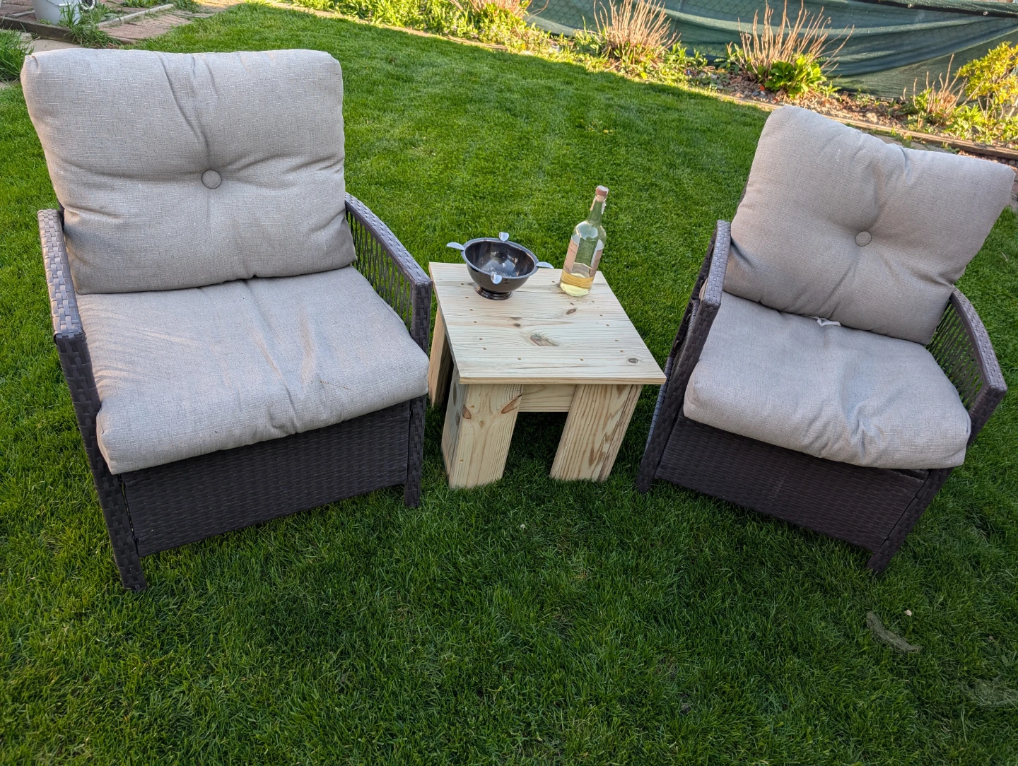 Patio tables - photo 2