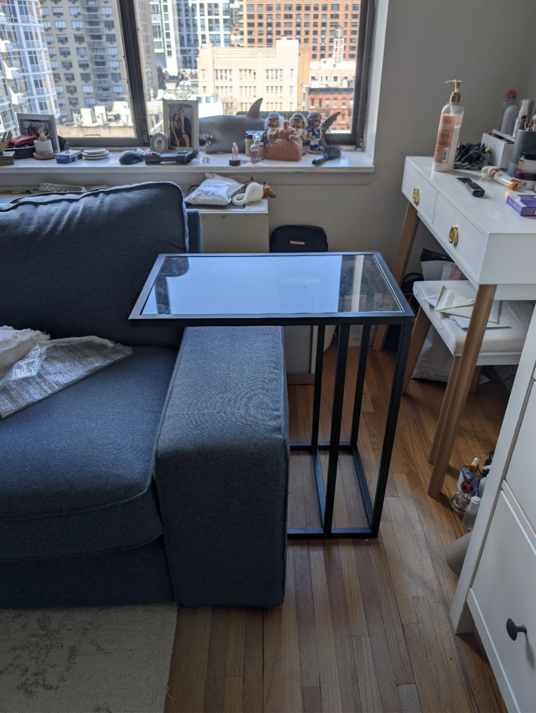 C-Table / tv table with Glass Top