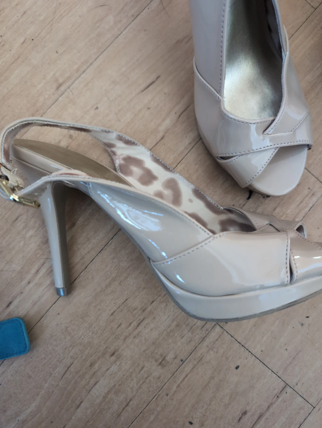 Christian Siriano Nude Patent Slingback Heels - photo 2