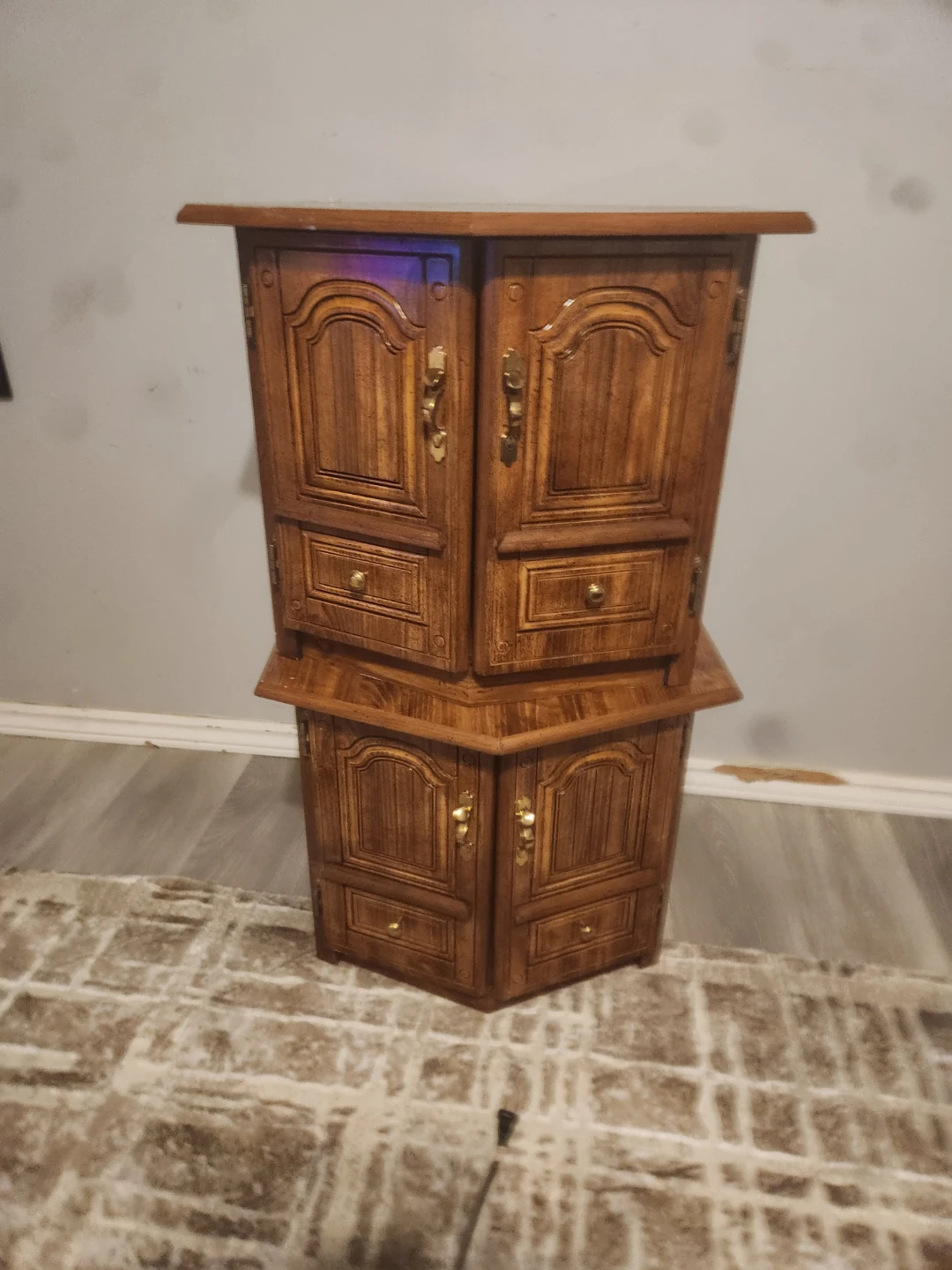 Vintage Wooden Corner Cabinet Set - photo 2