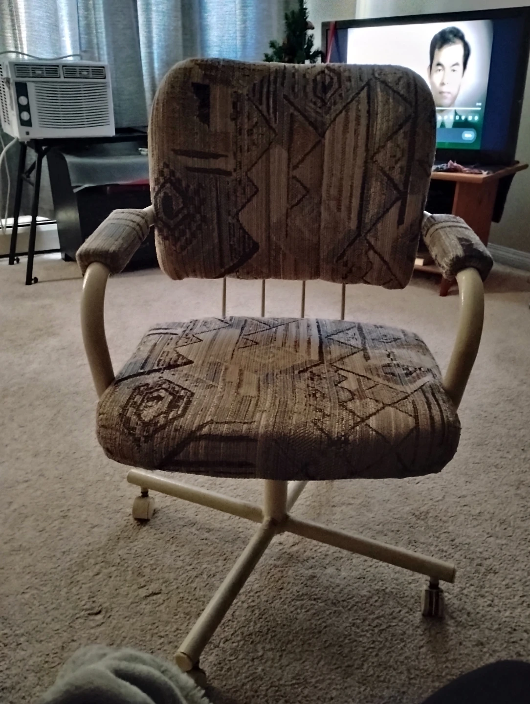Kitchen Table with two chairs - photo 2