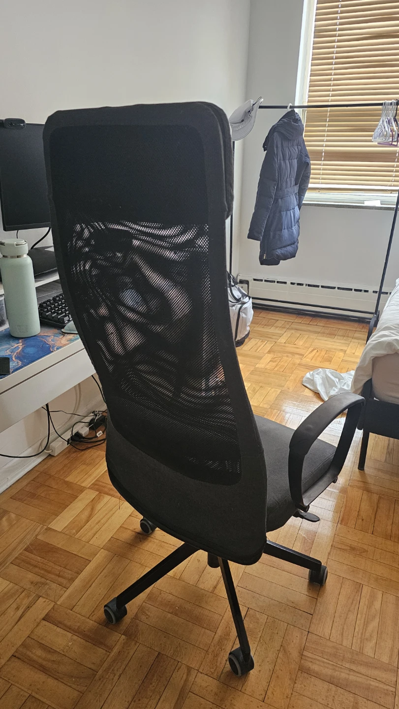 IKEA Ergonomic Office Chair - photo 3