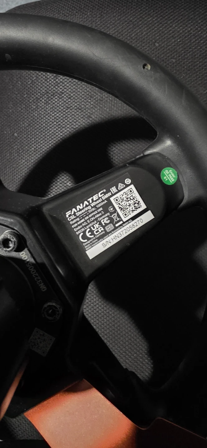 Fanatec BMW M4 GT3 Steering Wheel - photo 2