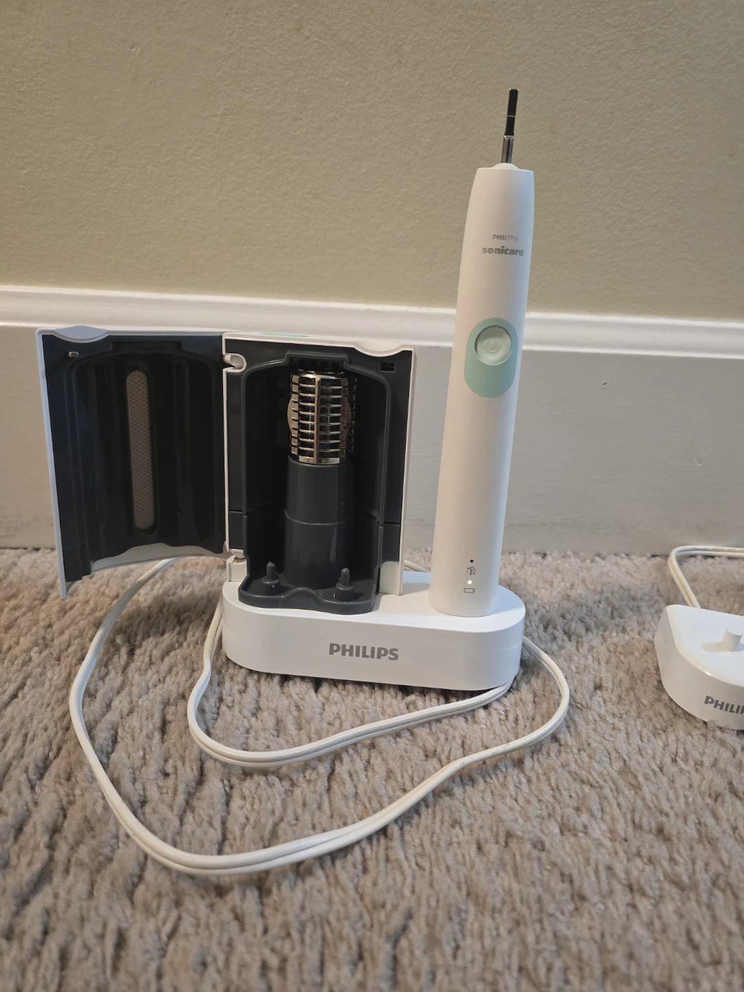 Philips UV Sanitizer for Brush Head/Sonic Electric Toothbrush - photo 3