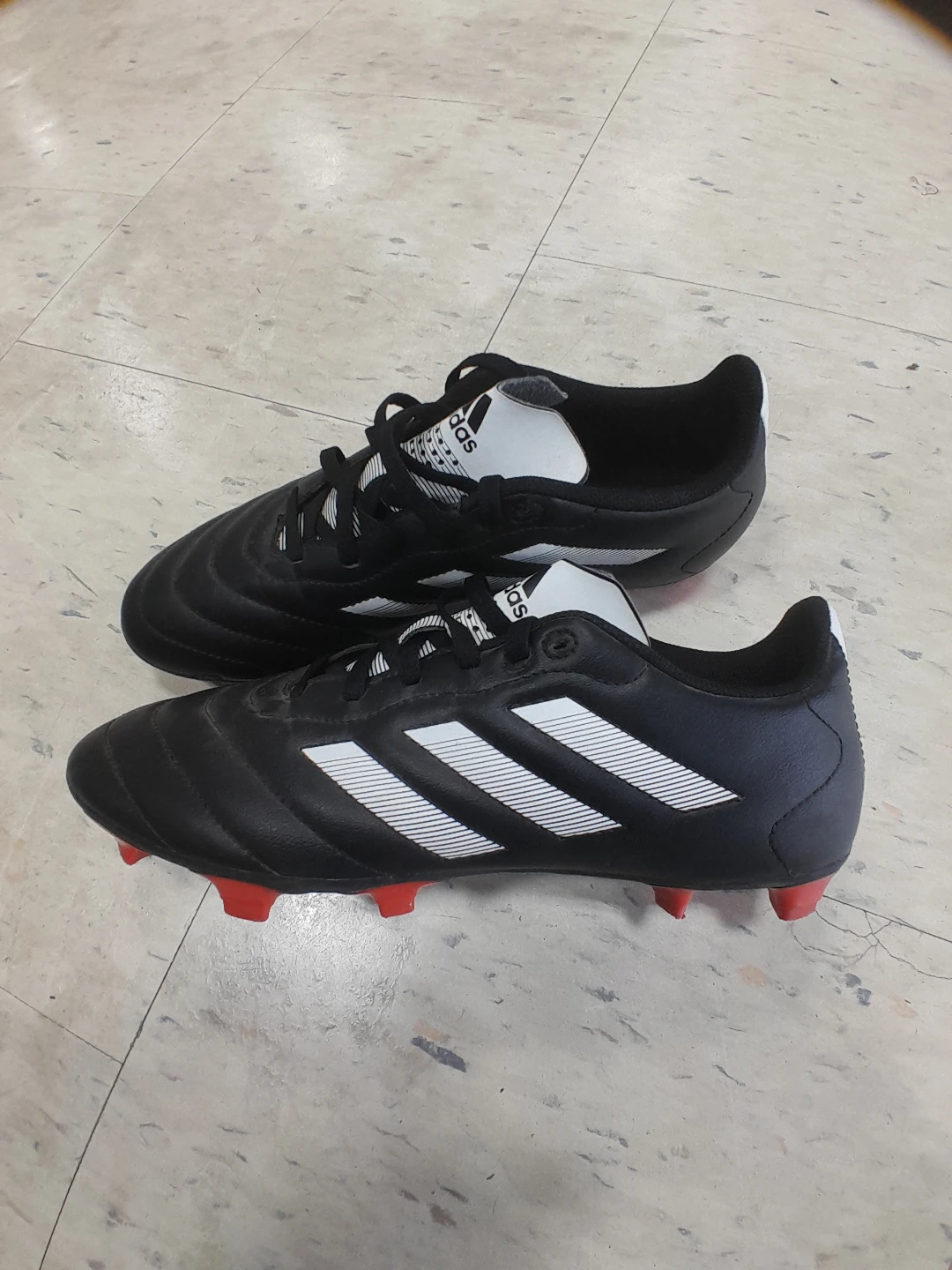 Adidas Black Soccer Cleats Men's Size 8