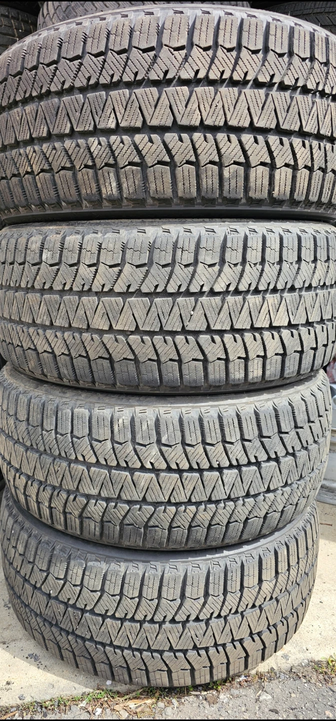 225/40 R18 BRIDGESTONE BLIZZAK WINTER TIRES