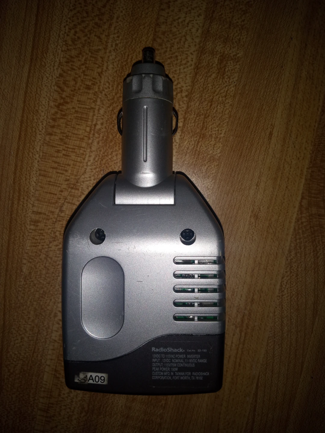 RadioShack 75W Power Inverter - photo 4
