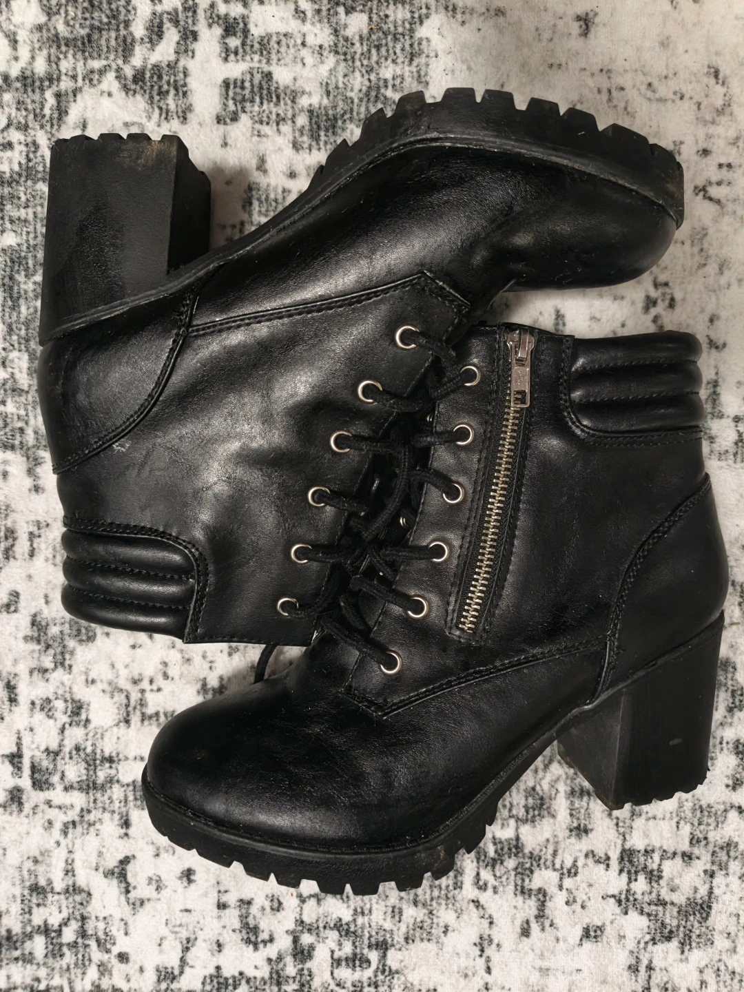 Black Boots