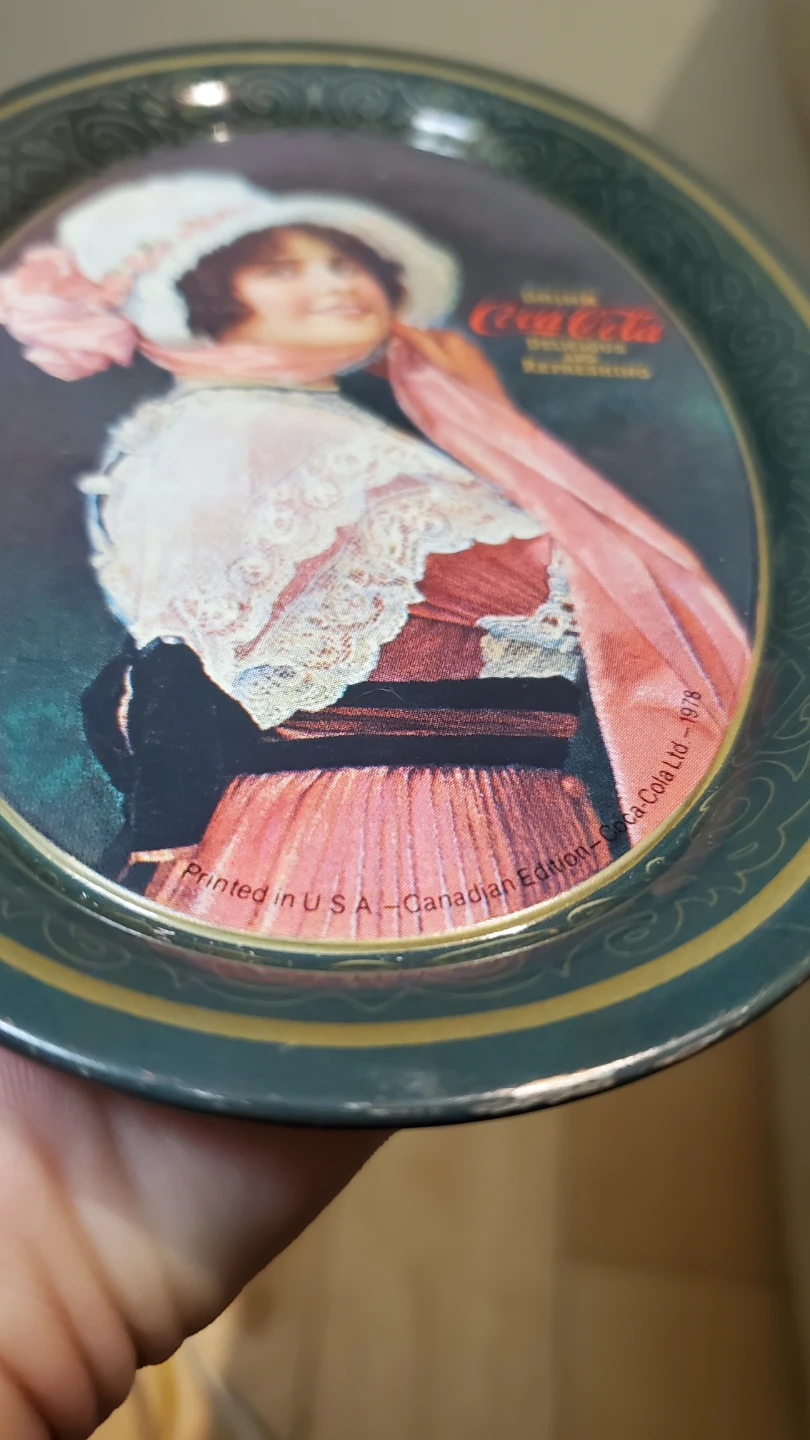 Coca-Cola "Canadian Edition" Tin Serving Tray - photo 2