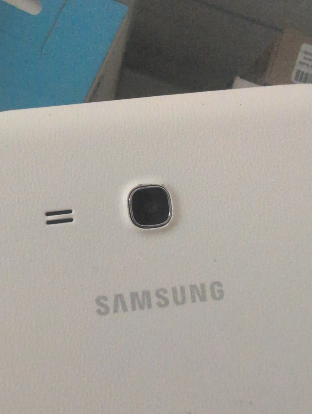 Samsung Galaxy Tab 4 (7-inch) - photo 3