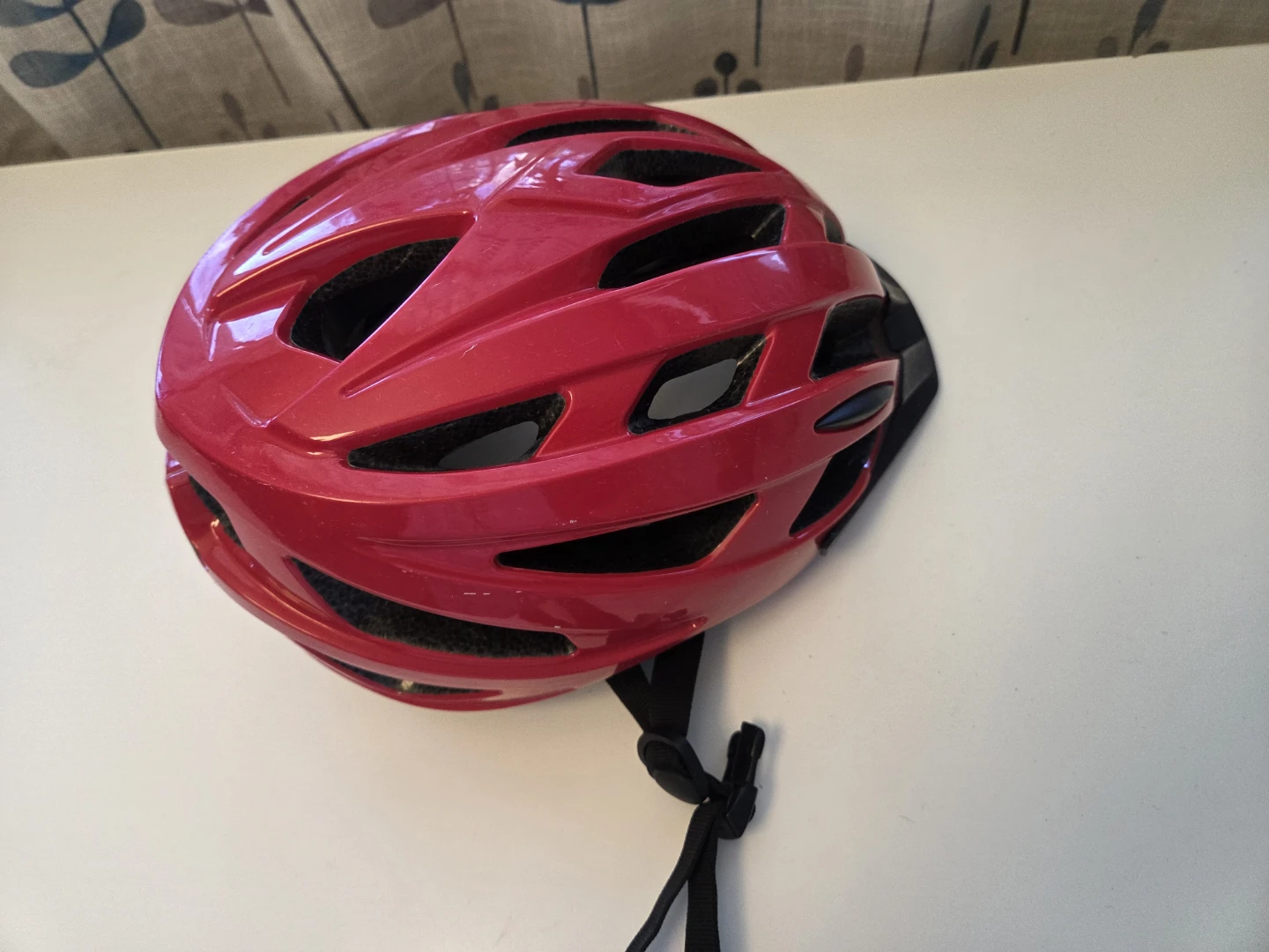 Bicycling Helmet - photo 2