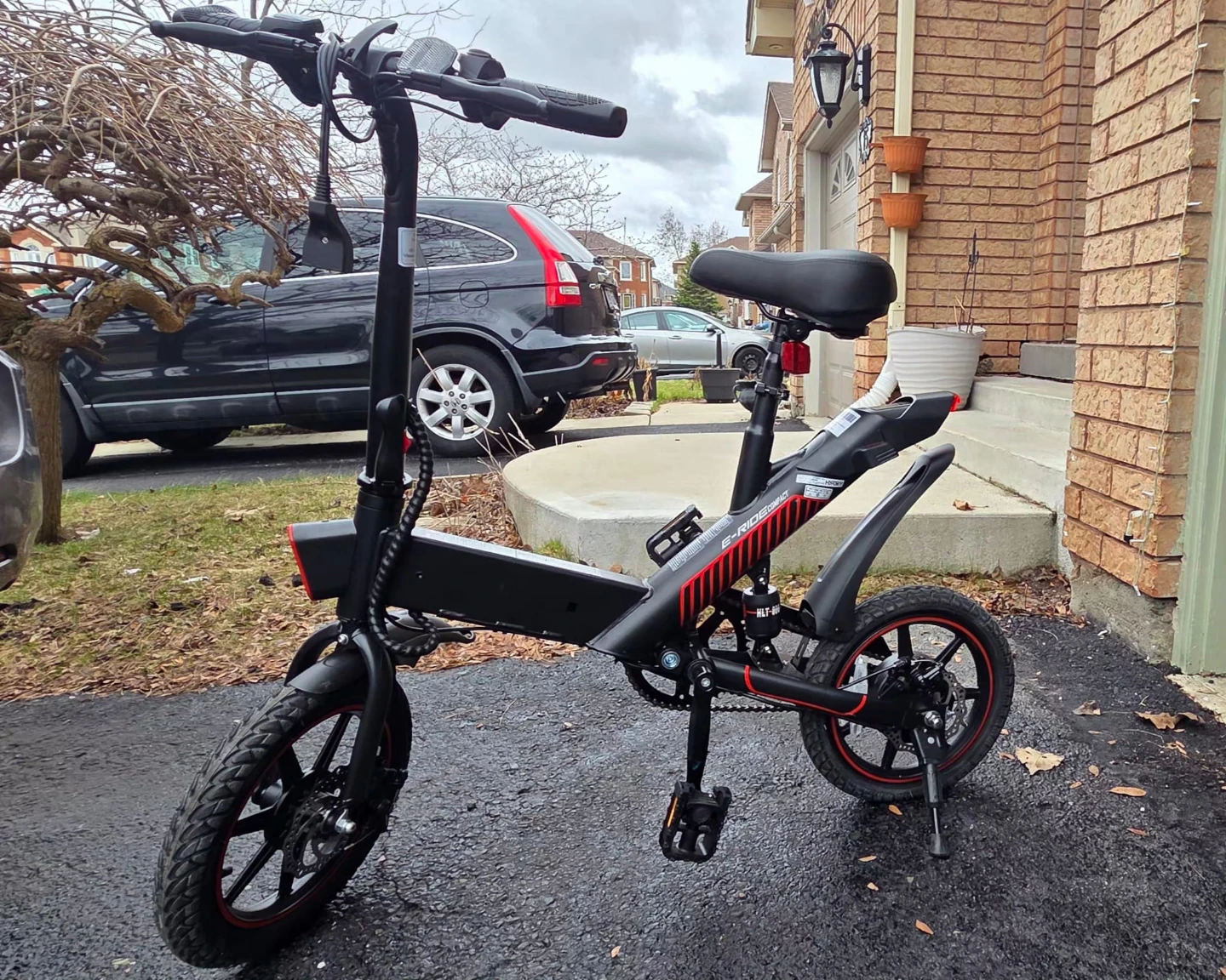 Hyper Bicycles 14" 36V Electric Bike - photo 4