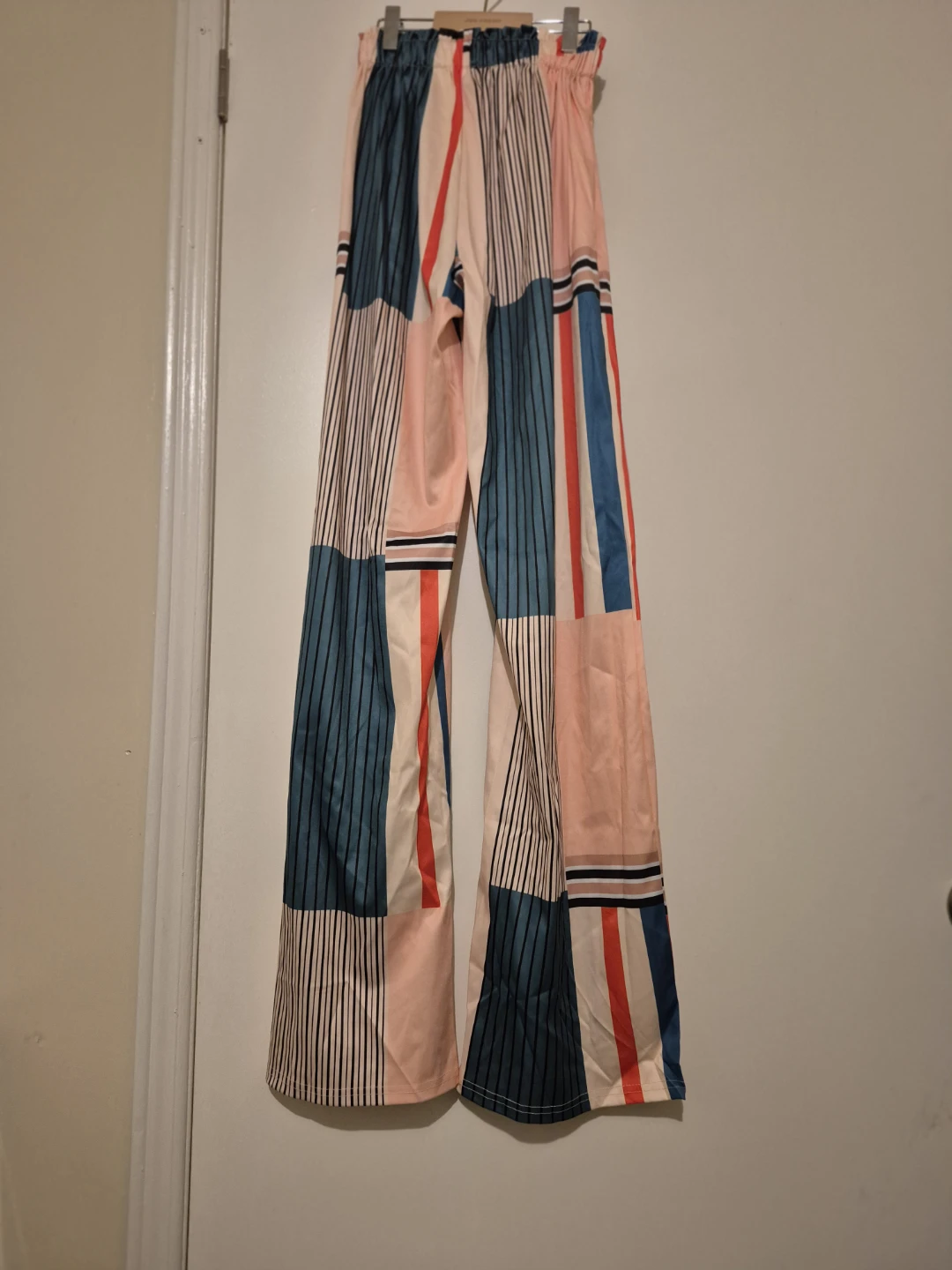 Women's Wide Leg Pants and Tie Front Top Set - photo 3