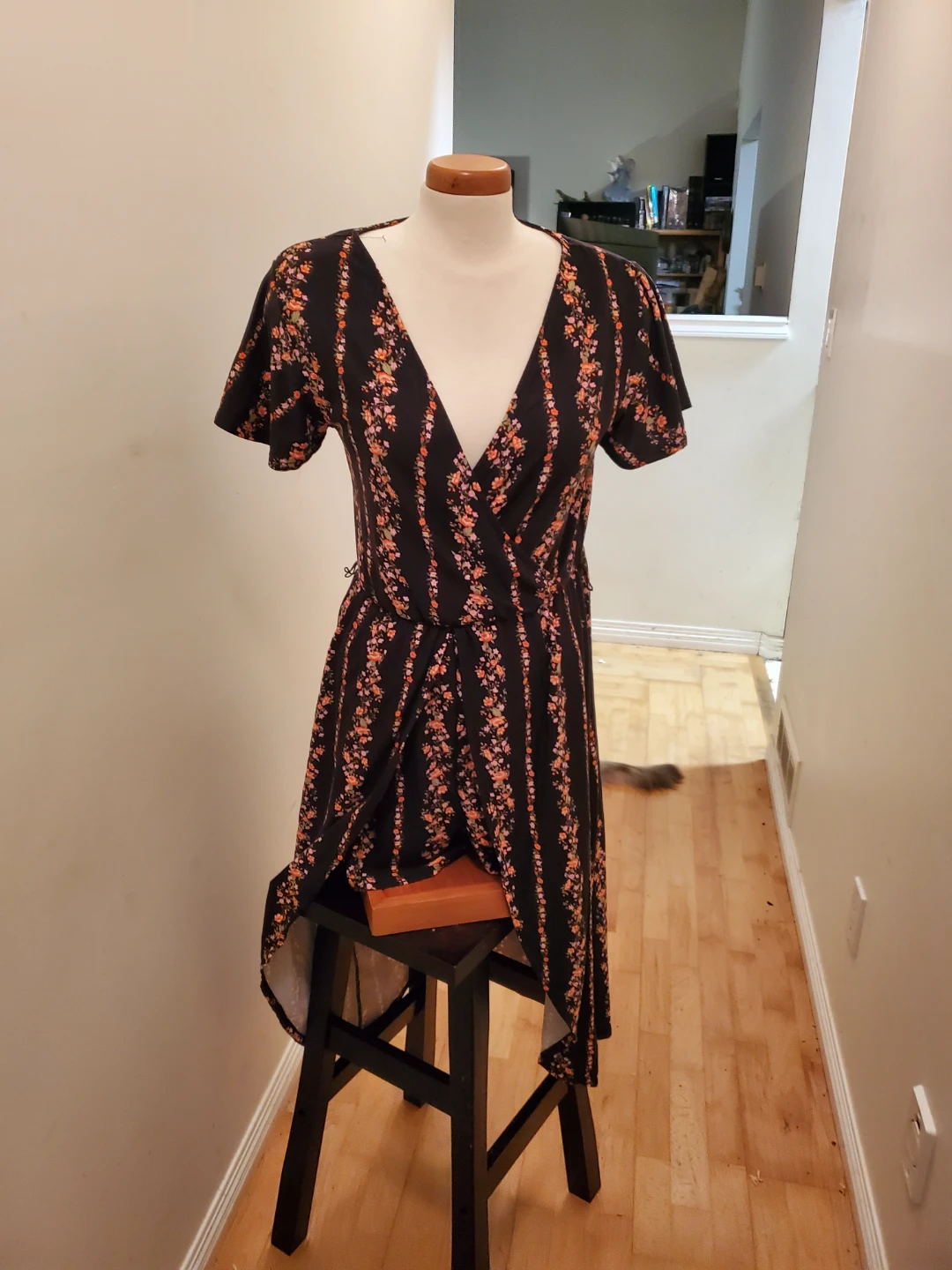 No Boundaries Women's Black Floral Wrap Dress Size XL - photo 2