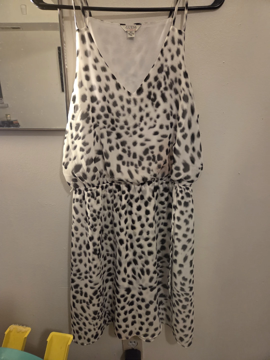 GUESS DRESS...
