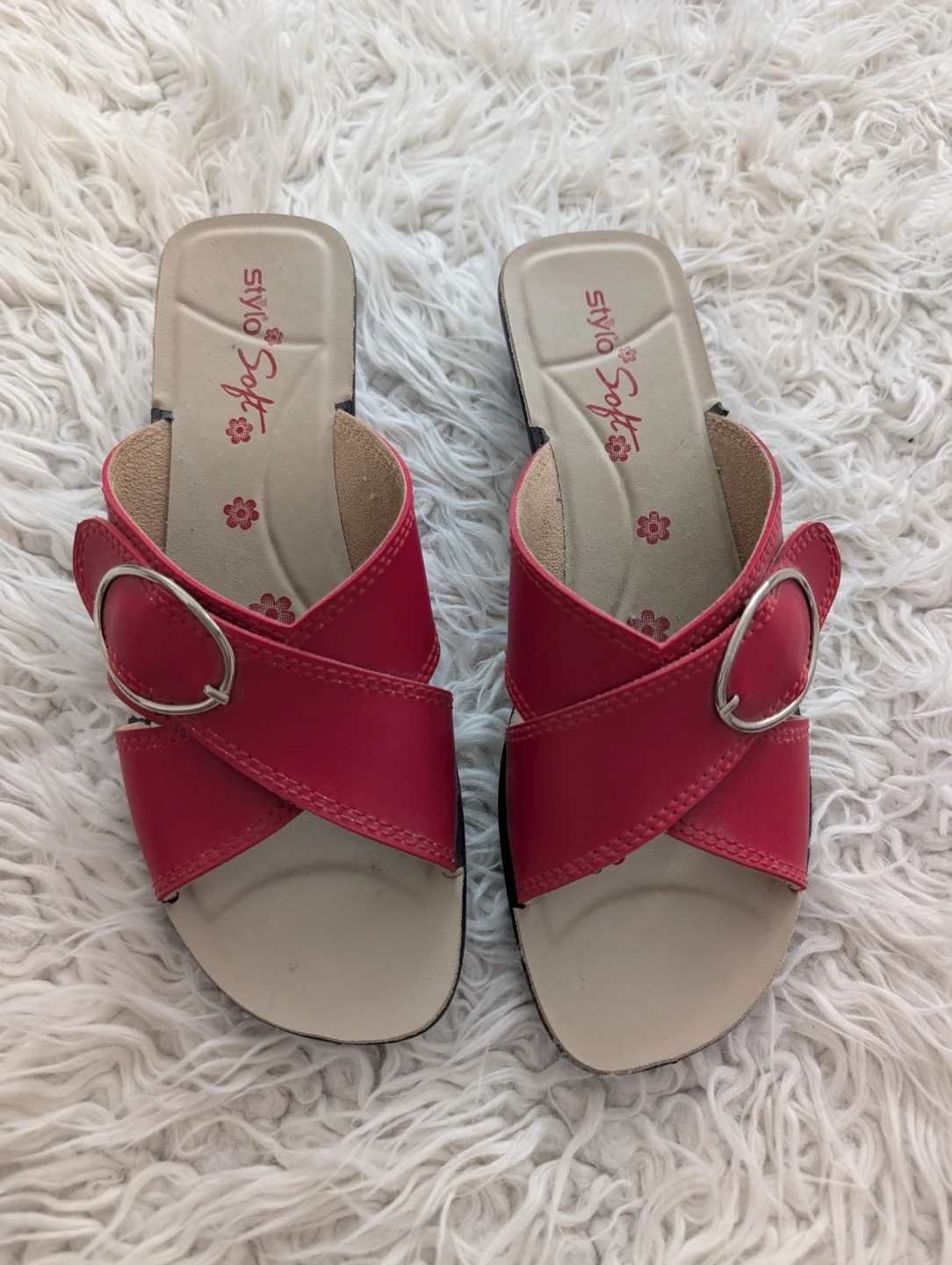 Stylo Soft Red Slip-On Sandals Women's - photo 3