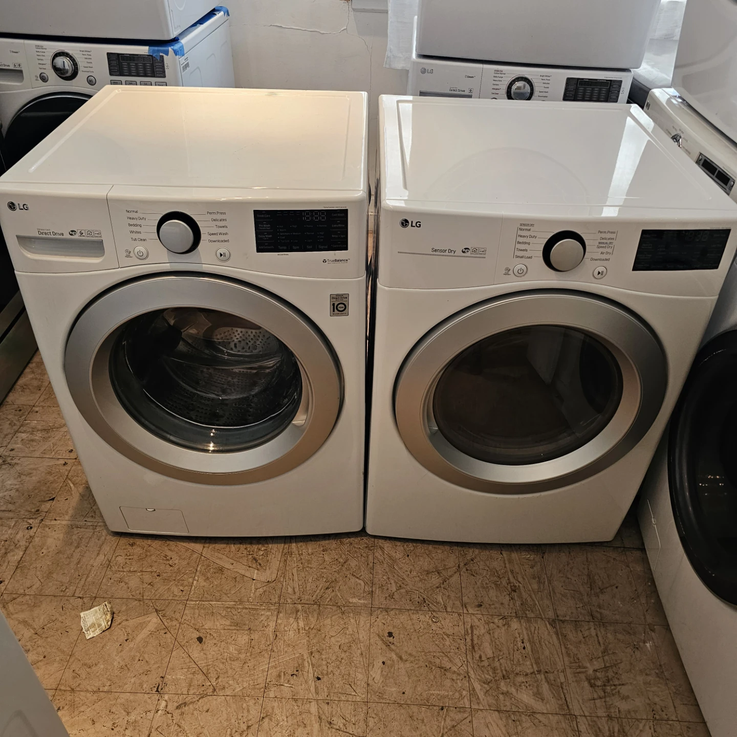 ELECTRIC washer and dryer of the LG brand - photo 2