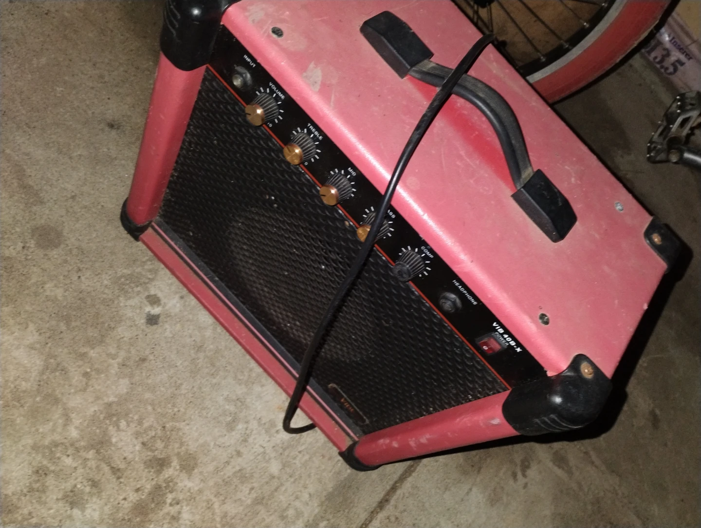 Vibe 400-X Guitar Amplifier - photo 2