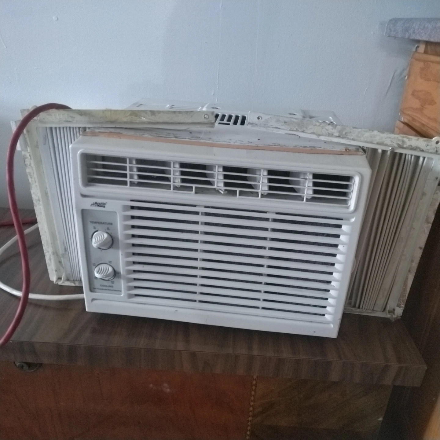 AC GOOD CONDITION