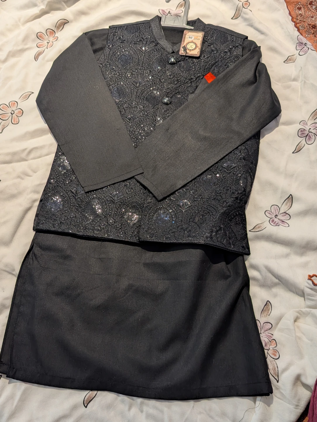 Kids Black Kurta Pajama with Embellished Vest - photo 3