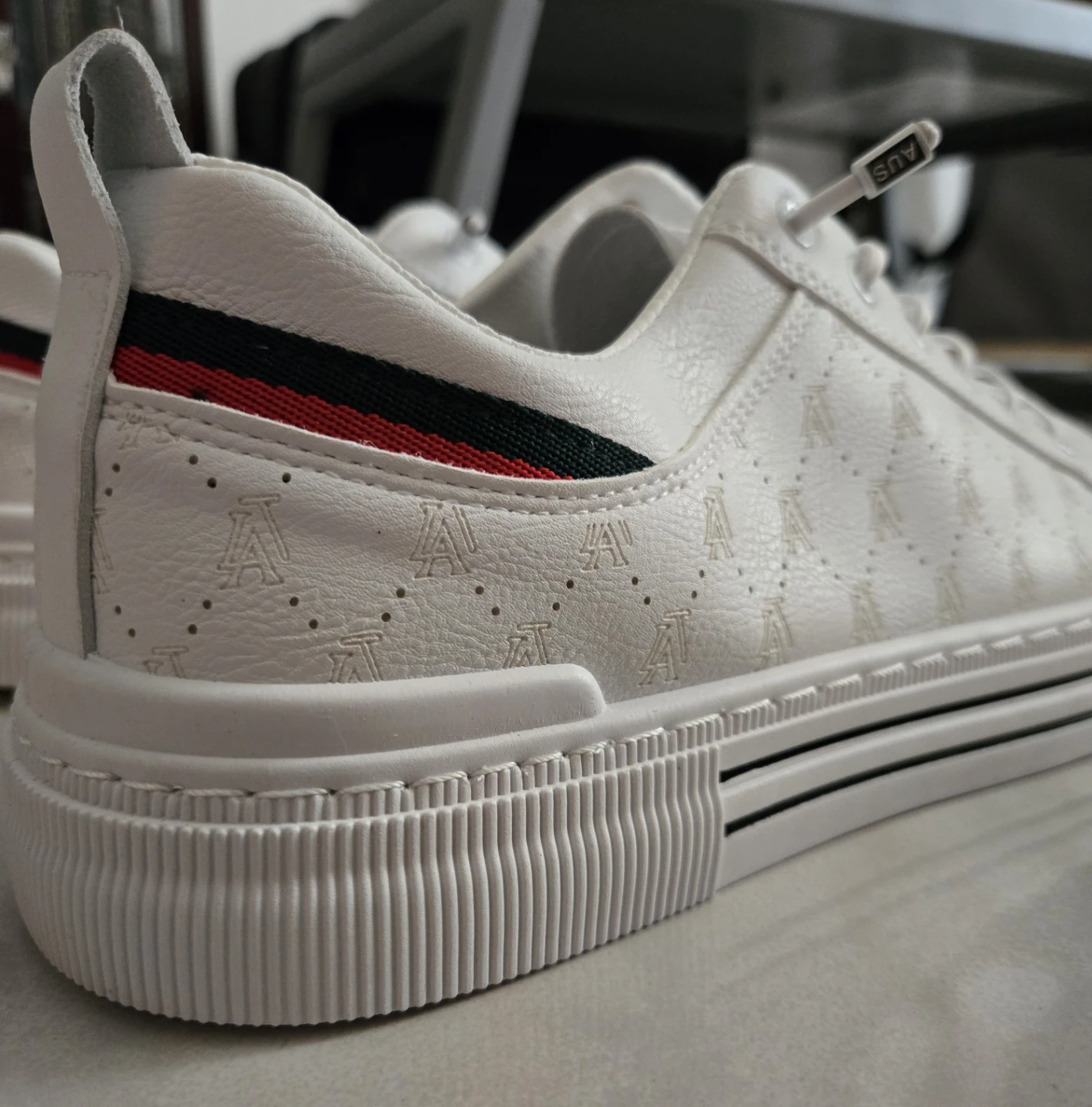 Fashion Sneakers New - photo 2
