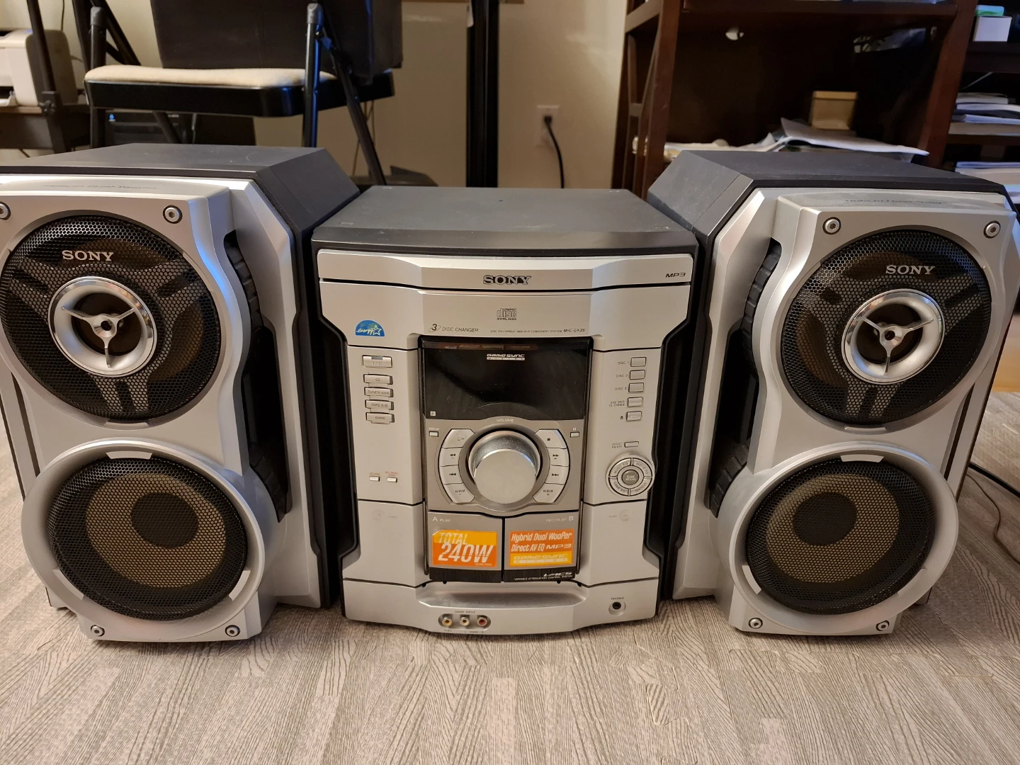 Sony MHC-GX35 Stereo System with 3-CD Changer