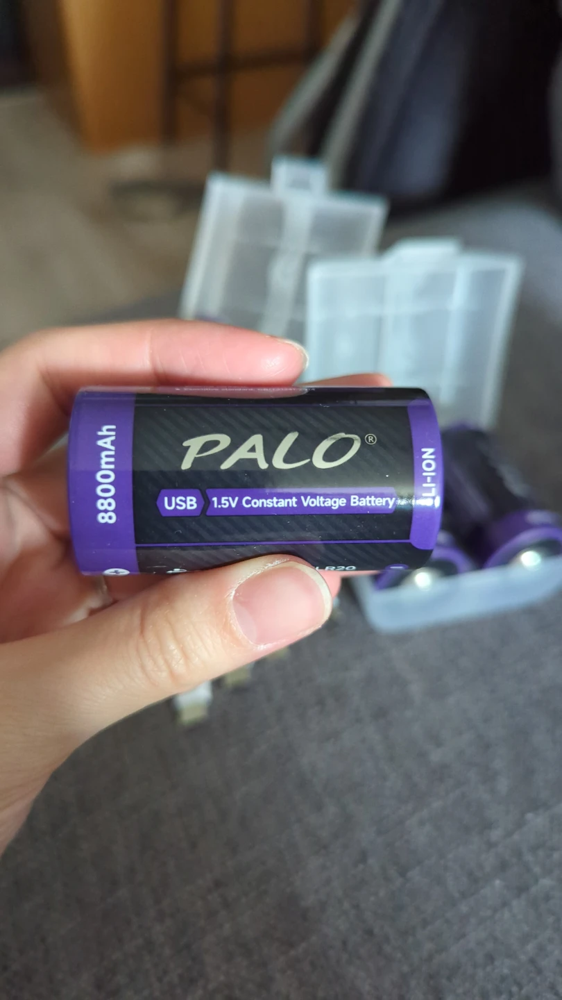 Air Mattress Pump with 4 x 1.5V Rechargeable Batteries - photo 3