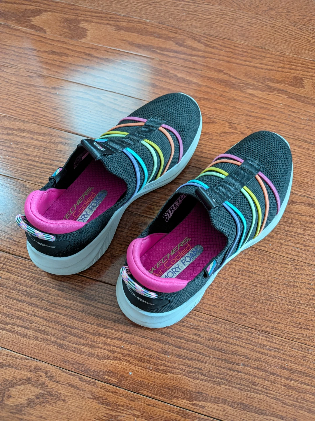Girls Skechers shoes - photo 2