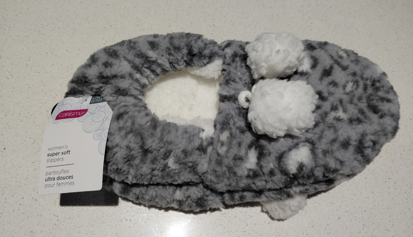 Carisma Women's Super Soft Slippers Size L/XL