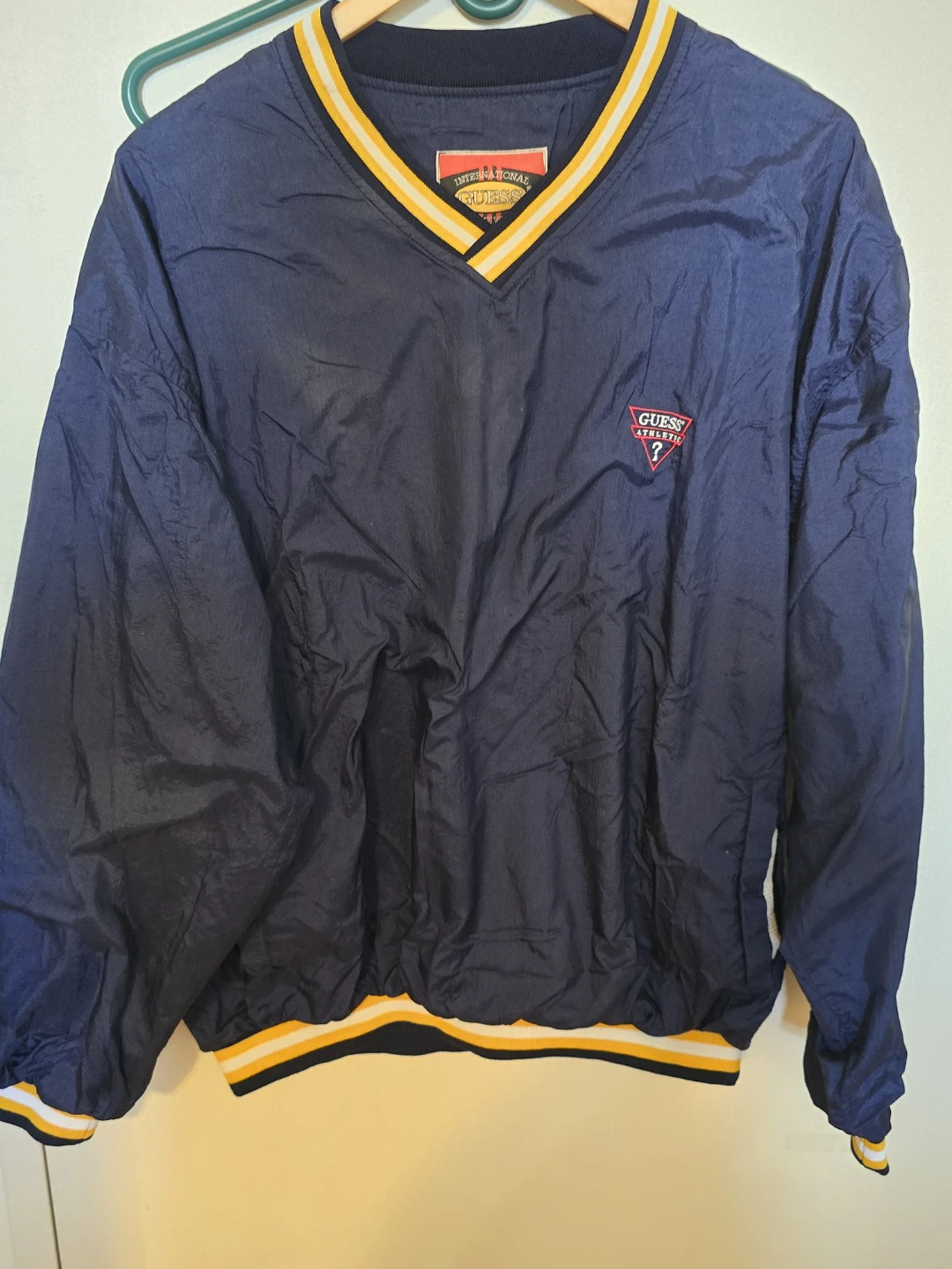 Guess Activewear V-Neck Pullover Jacket SIZE XL