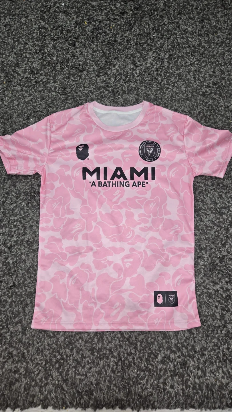 A Bathing Ape x Miami "A Bathing Ape" T-Shirt Pink Camo