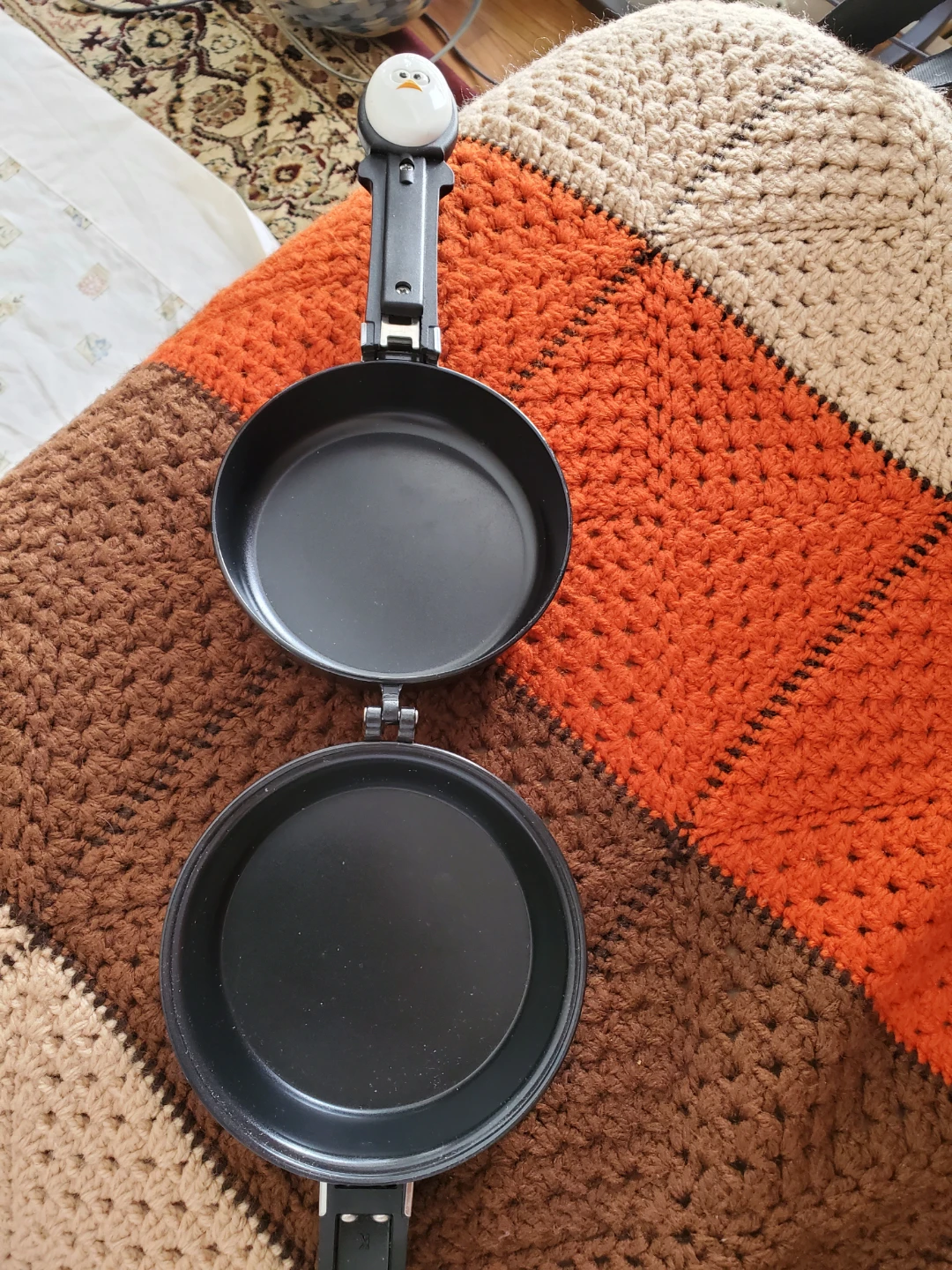 Joie Omelette Ease Pan with Penguin Handle - photo 3