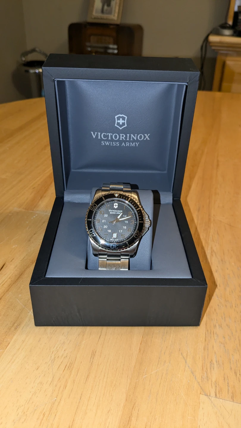 Victorinox Swiss Army Watch - photo 2