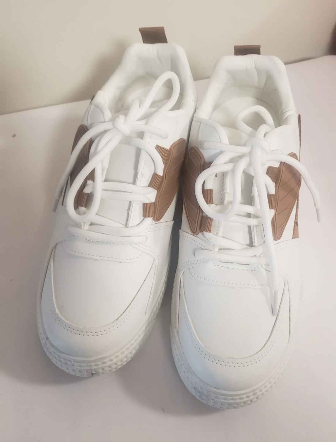 Brand new Women's Fashion Leather Fashion Sneakers - photo 2