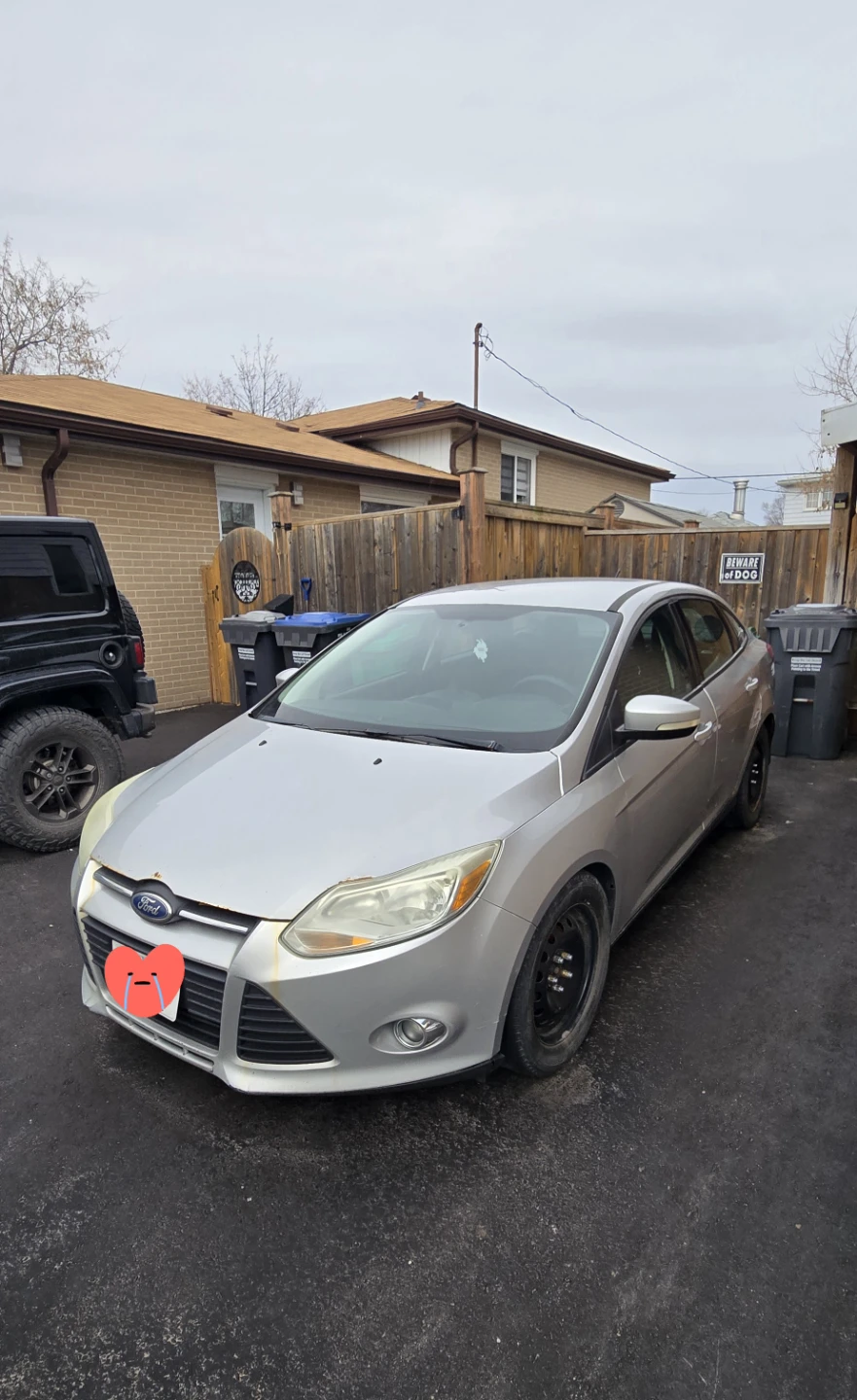 2012 Silver Ford Focus Car