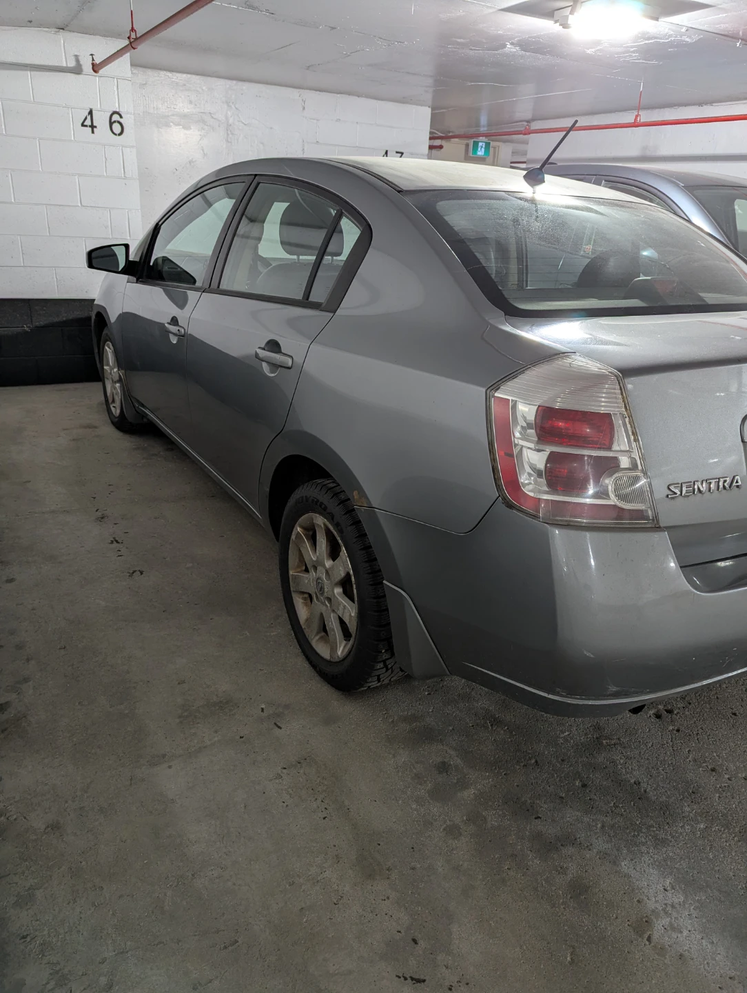 Nissan Sentra 2.0L Sedan - photo 3