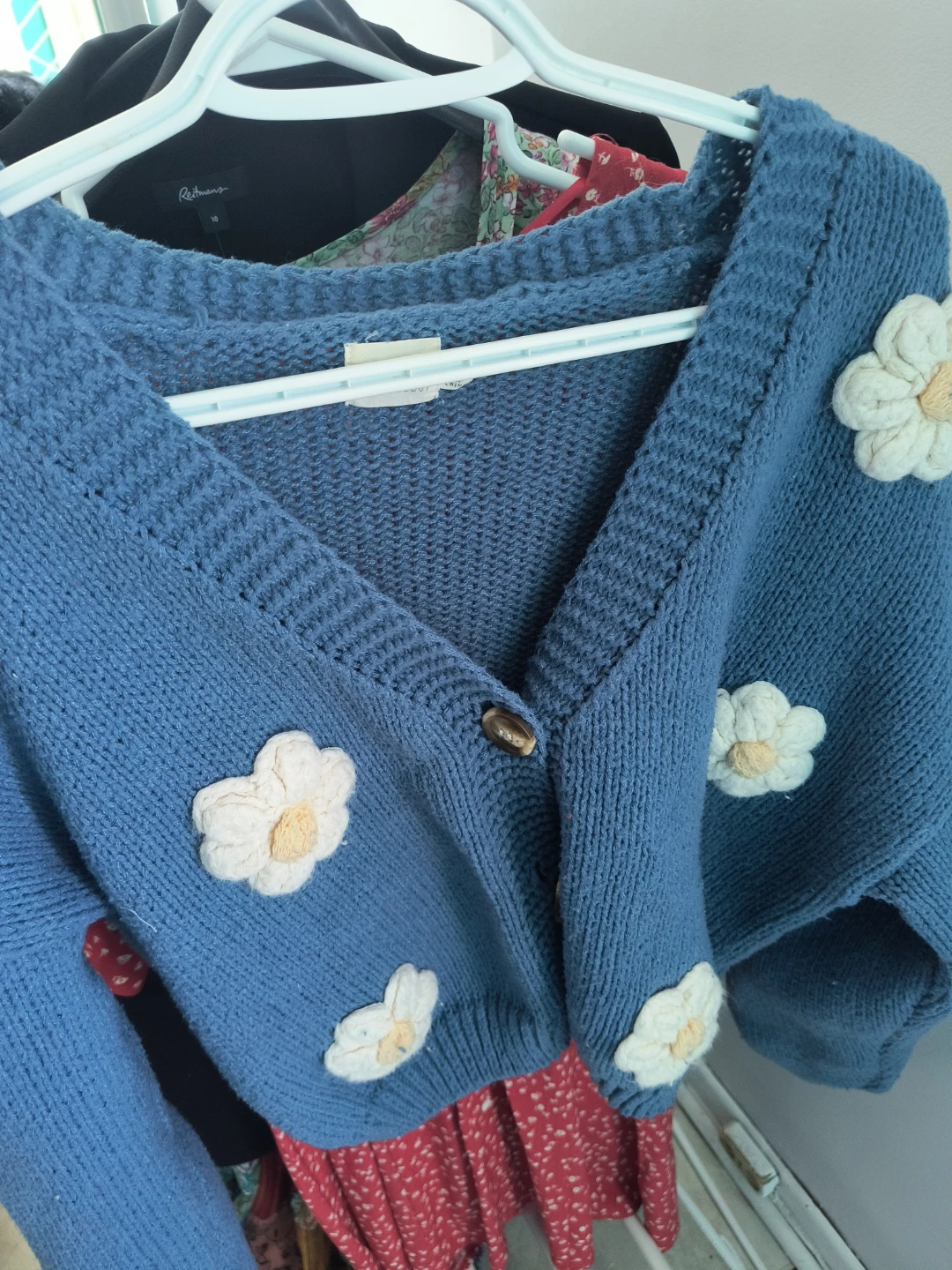 Simon's Blue knitted cardigan with flower appliques