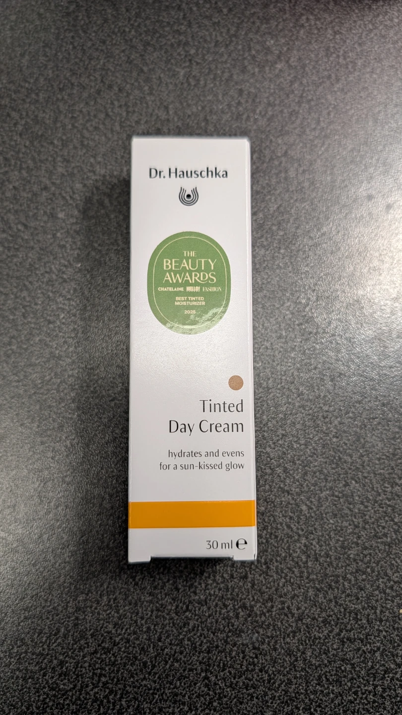 Dr. Hauschka Tinted Day Cream