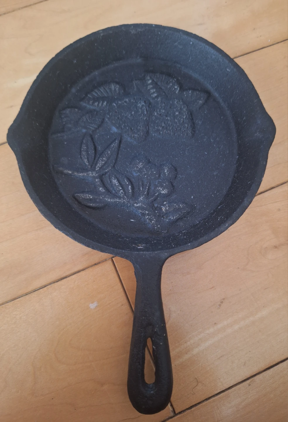 Vintage Cast Iron Skillets with Decorative Embossing - photo 3