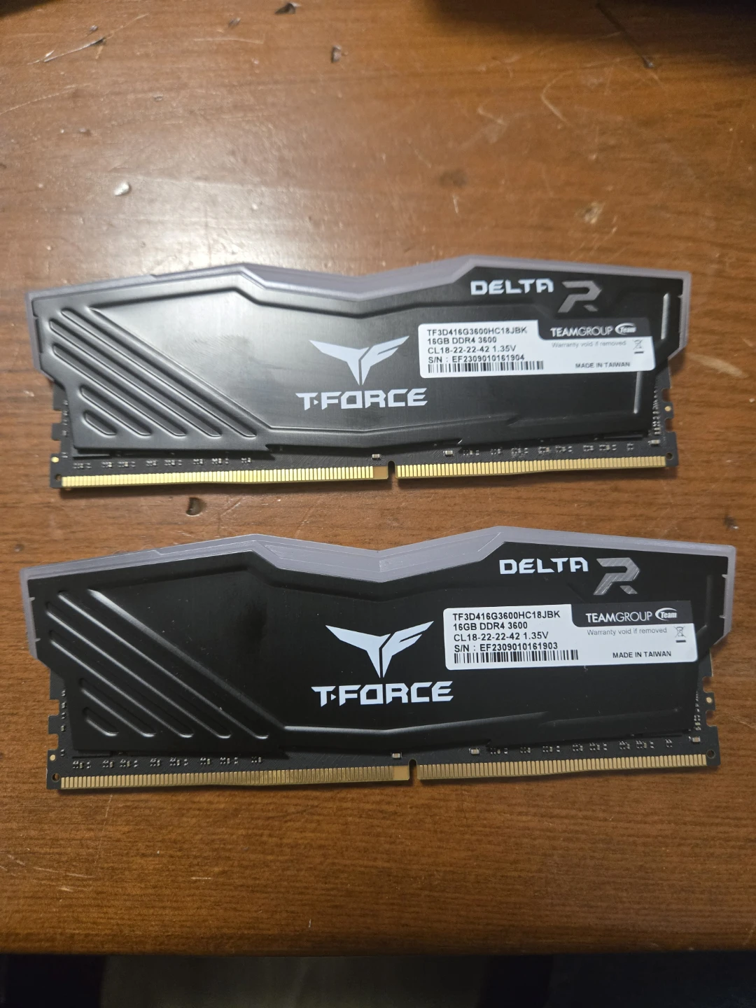 TEAMGROUP RGB 32GB (2x16GB) DDR4 3600MHz Desktop RAM