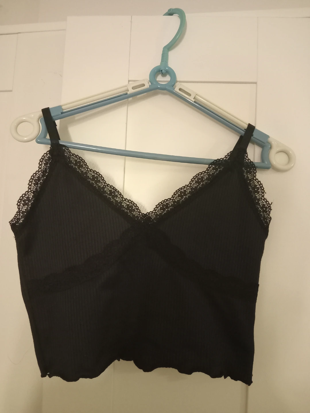 Black lace trim cami top